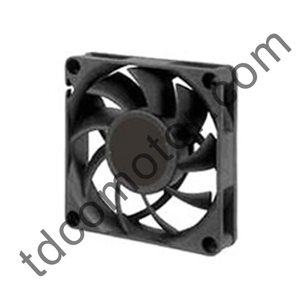 DC Axial Fan 70x70x15 YZ-7015D Μανίκι ρουλεμάν